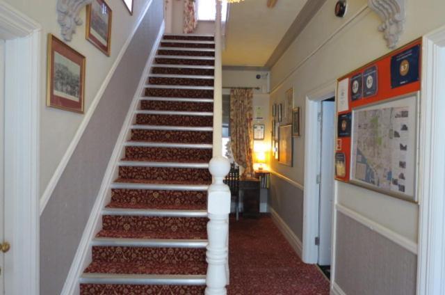 Hunters Lodge Guest House Southampton Exterior foto