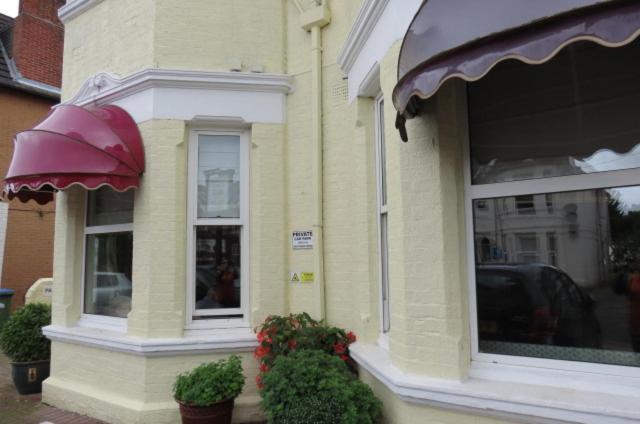 Hunters Lodge Guest House Southampton Exterior foto